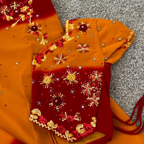 COPY - BEAUTIFUL RED AND ORANGE CHANIYA CHOLI - Picture 3 of 4